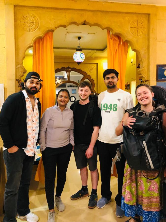 Jaisalmer Hostel Crowd Eksteriør bilde