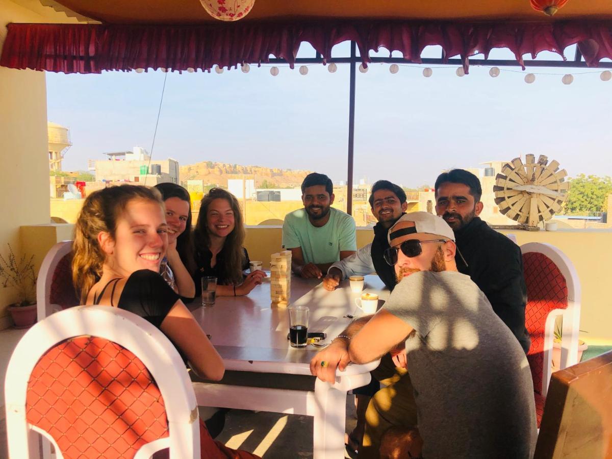 Jaisalmer Hostel Crowd Eksteriør bilde